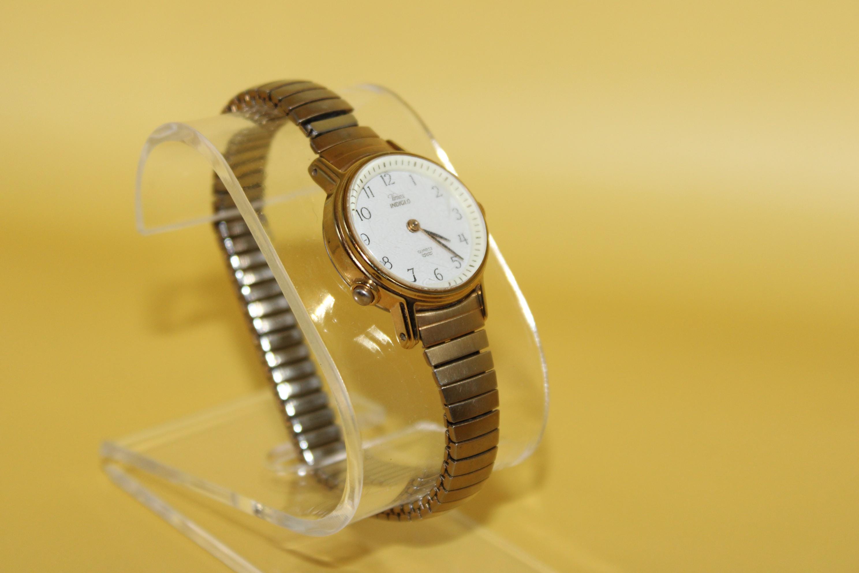 Vintage 1993 Timex Indiglo 23mm Women\'s‎ Quartz Watch Stretch Bracelet Vintage 1993 Timex Big Reader women main image 2