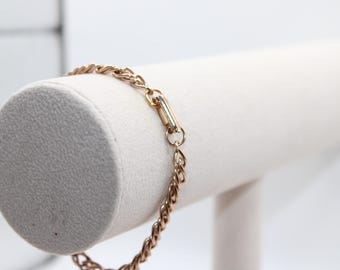 Dainty Vintage Gold Tone Chain Flat Clasp Bracelet
