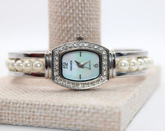 Vintage Gruen Pearl Lined Bangle Watch - Etsy display picture 1