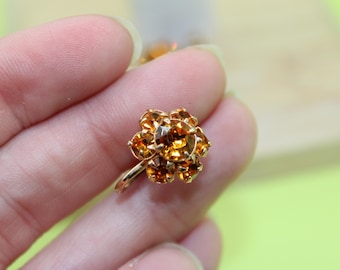 Vintage Orange Flower Screw Back Earrings Unbranded