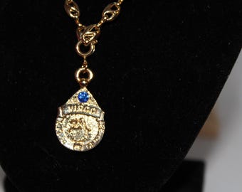 Vintage Gold Tone Virgo Pendant Blue Rhinestone Gem Necklace