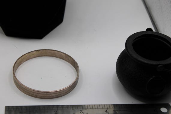 Vintage Solid Metal Bangle - image 6