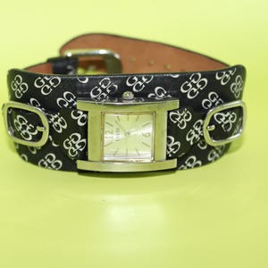 1994 Guess Watch - Etsy display picture 3