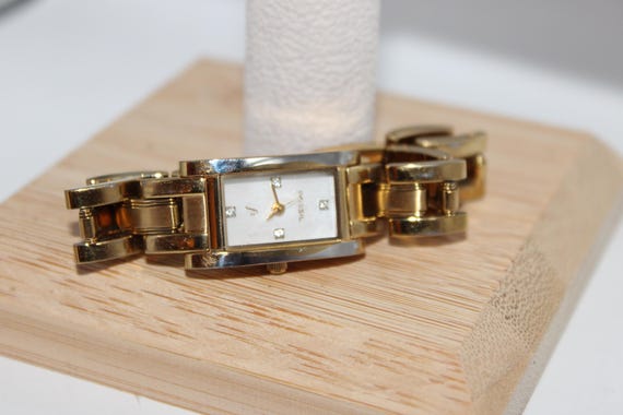 Working Gold Tone Rectangle Fossil Women Watch Qu… - image 1