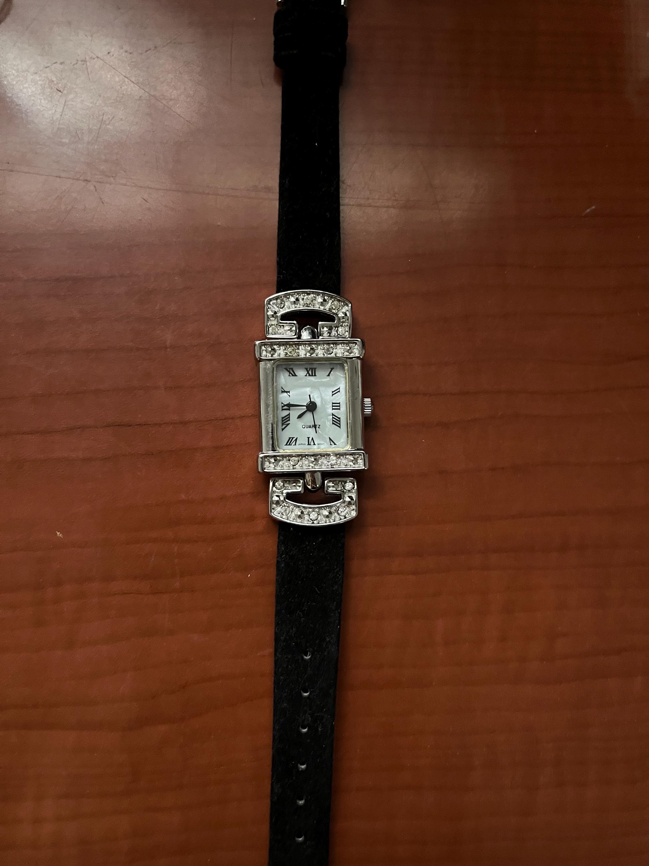 Vintage Avon Black Velvet Wrist Watch - Etsy display picture 1