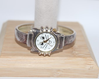 Vintage Geneva Cat Face Lovers Watch Silver Bezel