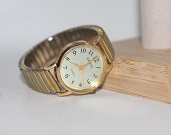 Vintage Gold Stretchy Geneva Quartz Round Face Gold Tone Fashion Watch New Battery