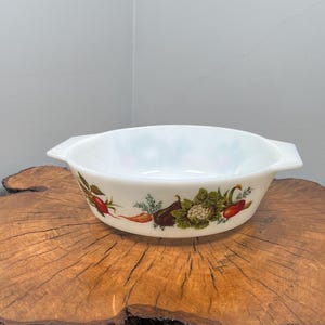 Vintage JAJ Pyrex England Garden Original Round Casserole 1970s Model 513