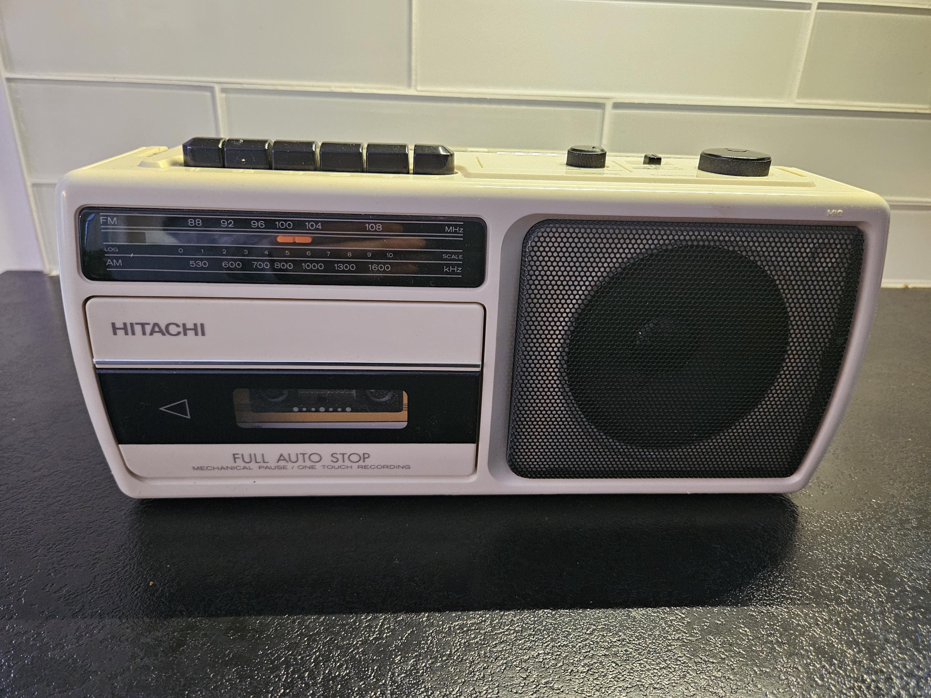 Working Vintage Hitachi TRK-60HC TRK-60 White Radio Tape Cassette