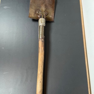 Vintage Japan Trench/Pic Shovel Collapside WW2