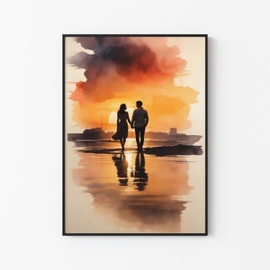 Puede incluir: Silueta de una pareja tomada de la mano y caminando por una playa al atardecer. El cielo es de un naranja y amarillo vibrante con nubes. El agua refleja los colores del cielo.