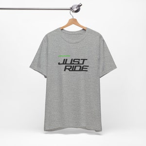 Just Ride, motorfiets grafisch T-shirt, cadeau voor hem, vaderdagcadeau, verjaardagscadeau, motorcadeau, de legende, cadeau-ideeën
