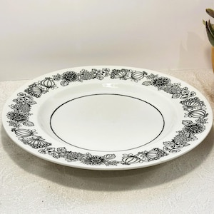 Manitou Grindley Ironstone Dinner Plate | 1970s English Black Floral Plate | Rustic Vintage Tableware | Farmhouse Style Dish