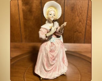 Vintage porslinsfigurin med dam | Rosa klänning, tillverkad i Japan