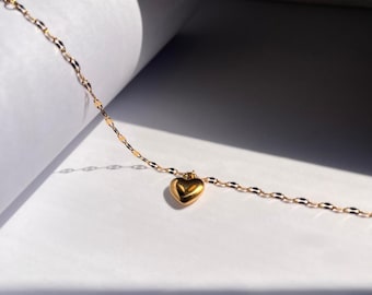 Goldenes Herz Charm Armband - Minimalistischer Kettenschmuck für Frauen - Zierliches wasserdichtes, Anlauffreies Geschenk - Verstellbares Stapelarmband