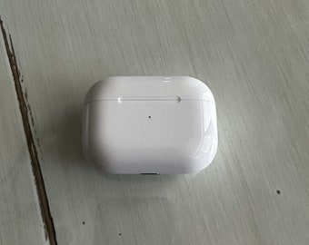 AirPods Pro Replacement Charging Case *Ships Fast*