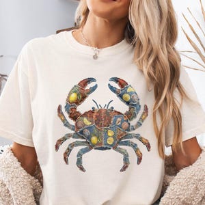 Faux Patchwork Crab Shirt, Coastal Crab Graphic Tee, Beach Summer T-Shirt, Cute Floral Crab Shirt, Sea Life Ocean Lover Gift