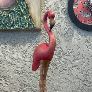 Large Pink Flamingo Statue – Decorative Flamingo Sculpture for Garden, Patio or Indoor Decor – Elegant Bird Figurine Home Art Ornament