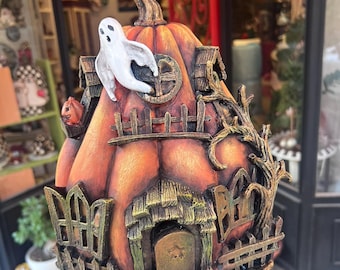 Halloween Haunted House Decor, Spooky Pumpkin Ornament with Ghost, Rustic Fall Home Decor, Halloween Party Centerpiece, Autumn Seasonal Gift