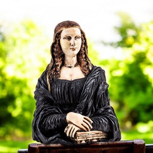 Monalisa Statue Sculpture. - Etsy