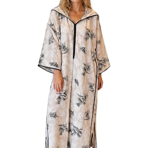 Jellaba Marocaine en Lin Brodé – Élégance Artisanale & Confort Absolu