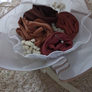 Bouquet hijab et box sur mesure image 3