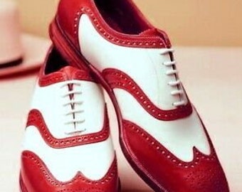 Achetez des chaussures sur mesure pour hommes blanches et rouges en cuir style oxford et bouts d'aile