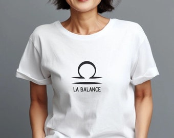 La Balance, koszulka z napisem Libra Zodiac, elegancki wzór wektorowy „La Balance” - stylowa koszulka astrologiczna, koszulka unisex z francuskim znakiem zodiaku