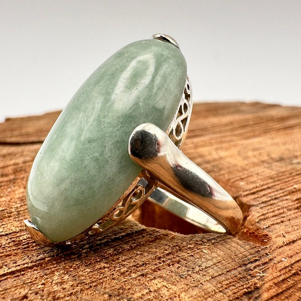 Vintage Jade Sterling Silver Ring - Size 10.5