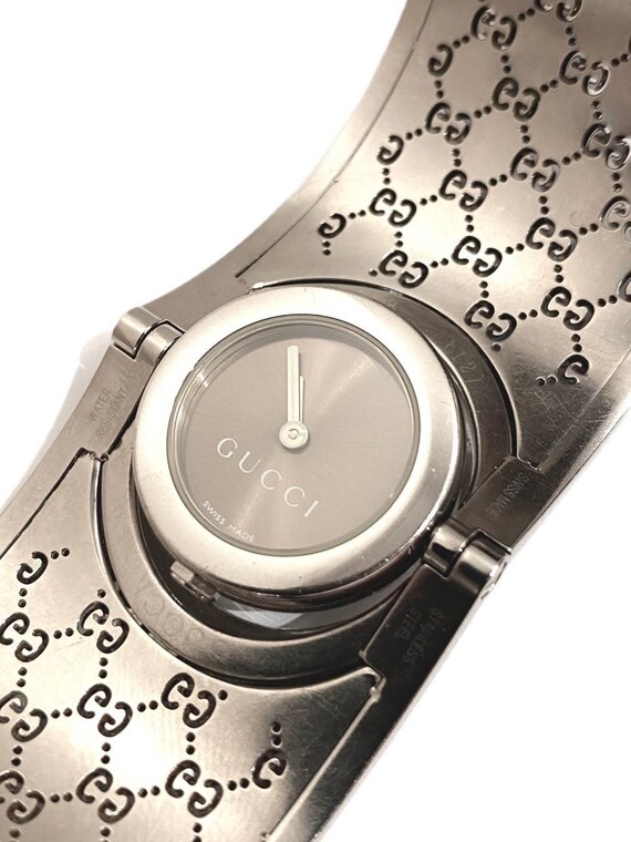 グッチ GGロゴ ツイスト ステンレススチール クォーツ スイス製 腕時計