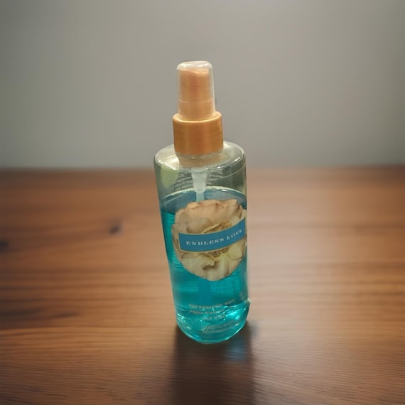 Victoria's Secret ENDLESS LOVE Refreshing Body Mist Splash 8.4 Oz