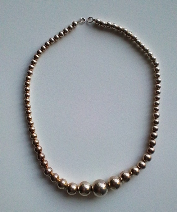 Sterling silver graduated Navajo pearl necklace, … - image 1