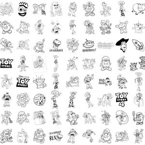 Puede incluir: Ilustraciones en blanco y negro de personajes de Toy Story. La imagen incluye a Woody, Buzz Lightyear y otros personajes. El logotipo de Toy Story tambi&eacute;n est&aacute; presente, junto con los textos "Wanted" y "Reward".
