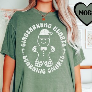 Christmas Gingerbread Teacher shirt, Comfort Colors Xmas retro Teacher tee, Christmas cookies lover gift, Checkered Teacher Christmas squad