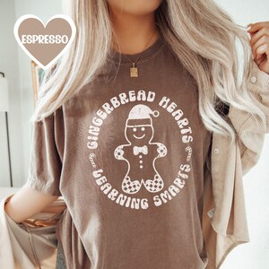 Christmas Gingerbread Teacher shirt, Comfort Colors Xmas retro Teacher tee, Christmas cookies lover gift, Checkered Teacher Christmas squad