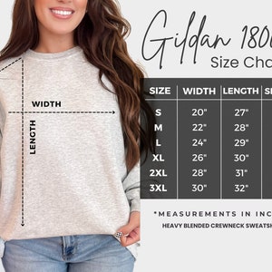 Puede incluir: Tabla de tallas Gildan 18000 para una sudadera de cuello redondo de mezcla pesada. La tabla muestra las medidas en pulgadas para el ancho, la longitud y la longitud de la manga para las tallas S, M, L, XL, 2XL y 3XL.
