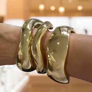 Gold plated Bangle Bracelet,  Layering jewellery, Statement Bracelet, Stackable Bracelet, Summer outfit inspo, luxury bracelet