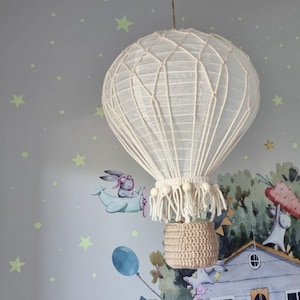 Lampada mongolfiera, tema viaggio in camera, luce mongolfiera, cameretta mongolfiera, regalo per la doccia, decorazione in macramè, lampada da notte