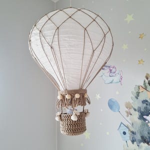 Lampada mongolfiera, tema viaggio in camera, luce mongolfiera, cameretta mongolfiera, regalo per la doccia, decorazione in macramè, lampada da notte