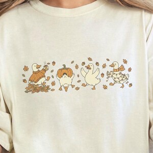 Comfort Colors Cute Goose T-Shirt, Funny Fall Geese Shirt, Autumn Leaves Tee, Silly Crewneck Sweatshirt, Cottagecore Top, Cute Goose Tshirt