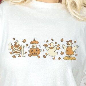 Comfort Colors Funny Duck Shirt, Thanksgiving Ducks Parade Tee, Retro Fall Harvest Festival Crewneck, Spooky Halloween Animal Gift