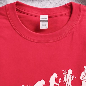Camiseta "Evolución de un Chef Ejecutivo", Regalo de Graduación Culinaria, Camiseta Divertida para Amantes de la Cocina, Personal de Cocina, Ropa Culinaria Profesional imagen 1