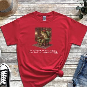 Literary Snob Shirt | Monocle Frog Tee | Judging Your Lack of Taste | Book Lover Gift