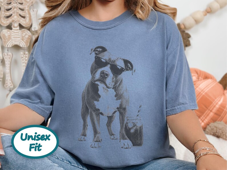 Funny Pitbull Shirt, Iced Coffee Dog Lover Gift, Pittie Mom Tee, Bully Breed Graphic Shirt, Vintage Dog Tee imagem 8