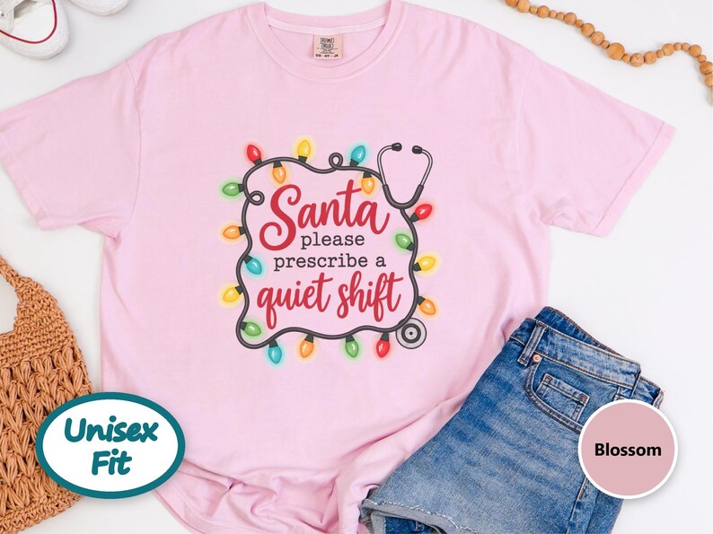 Er Nurse Christmas Shirt, Nurse Holiday Shirt, Christmas Medical Shirt, Santa Please Prescribe A Quiet Shift, Christmas Nurse Tee Bild 8