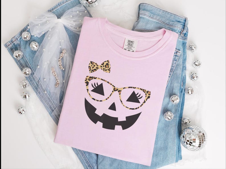 Comfort Colors Jack O Lantern Face Shirt, Womens Fall Halloween Party Tee, Cute Leopard Print Pumpkin Sweatshirt, Leopard Pumpkin image 2