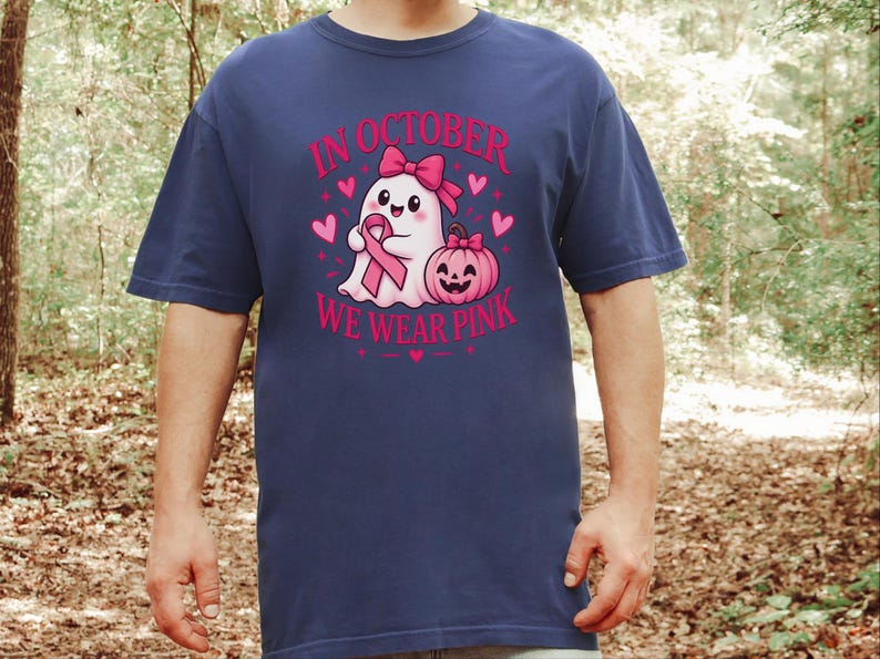 In oktober dragen we een roze spookshirt, een cadeau ter bevordering van bewustzijn over borstkanker, een roze Halloween-shirt met lint, een top voor kankeroverlevenden, een shirt voor het griezelige seizoen. afbeelding 2