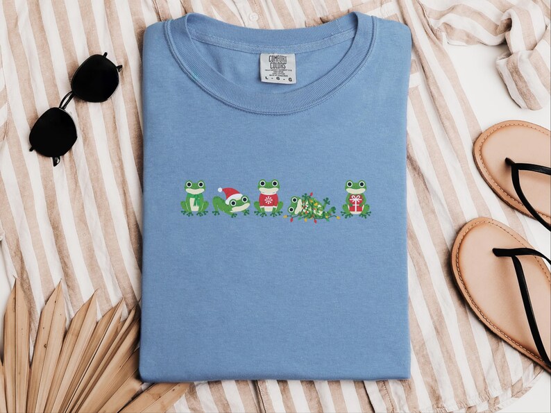 Christmas Frog Shirt, Frog Christmas Gift, Cute Frog Tee, Funny Christmas Shirt, Holiday Animal T Shirt image 6