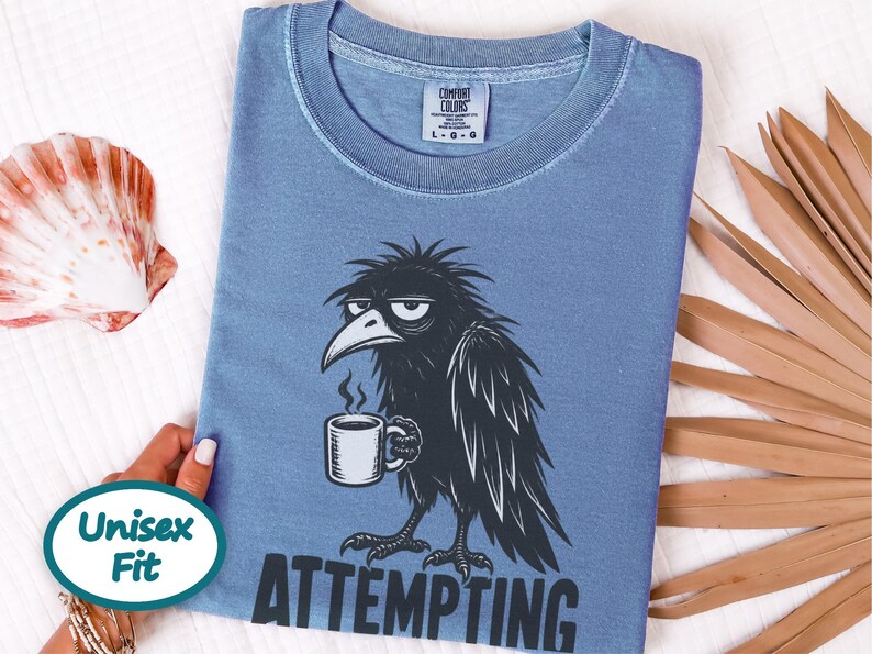 Raven Coffee Shirt, Crow Lover Gift, Funny Morning T-shirt, Sarcastic Bird Tee, Grumpy Raven Attempting To Function zdjęcie 8