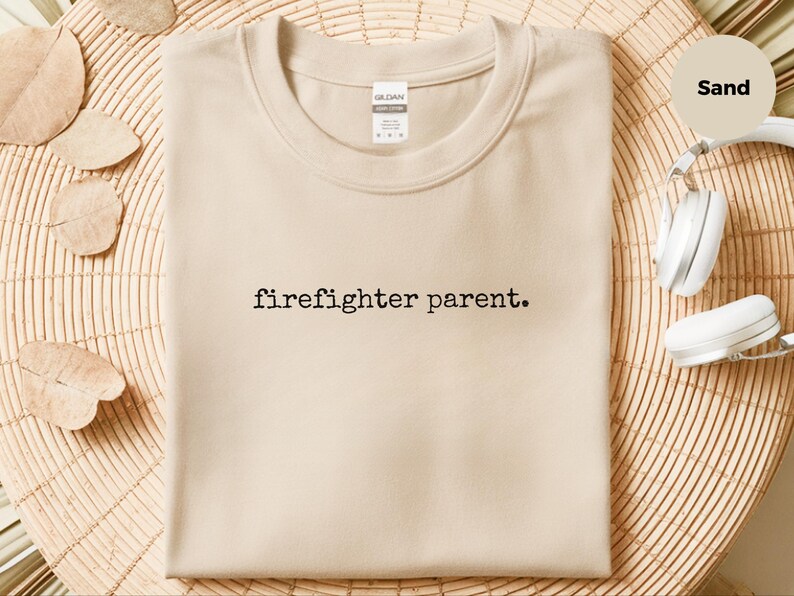 Regalo per papà pompiere, maglietta per mamma pompiere, maglietta per genitori di soccorritori orgogliosi, abbigliamento e regali per la famiglia Thin Red Line, maglietta per genitori orgogliosi immagine 10